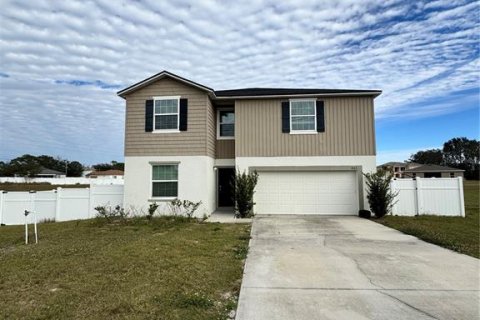 House in Kissimmee, Florida 5 bedrooms, 219.44 sq.m. № 2098636