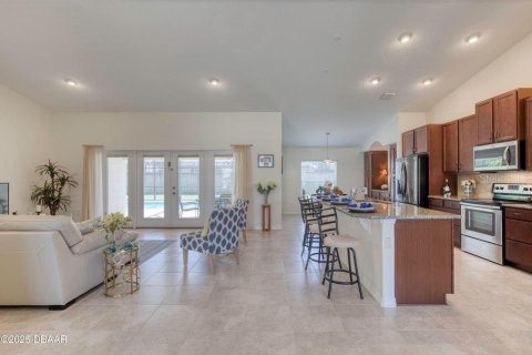 House in Palm Coast, Florida 4 bedrooms, 209.77 sq.m. № 1855875 - photo 11