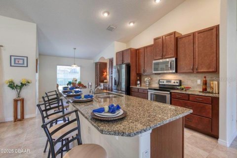 House in Palm Coast, Florida 4 bedrooms, 209.77 sq.m. № 1855875 - photo 18