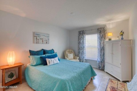 House in Palm Coast, Florida 4 bedrooms, 209.77 sq.m. № 1855875 - photo 25