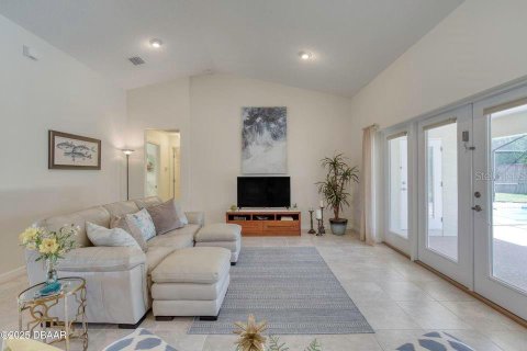 House in Palm Coast, Florida 4 bedrooms, 209.77 sq.m. № 1855875 - photo 14