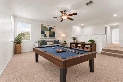 House in Orlando, Florida 5 bedrooms, 319.77 sq.m. № 2400370 - photo 18