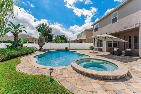 House in Orlando, Florida 5 bedrooms, 319.77 sq.m. № 2400370 - photo 28