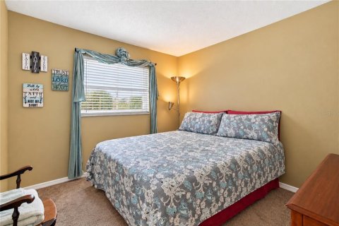House in Altamonte Springs, Florida 4 bedrooms, 146.41 sq.m. № 2402774 - photo 22