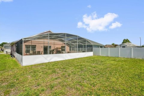 Villa ou maison à vendre à Kissimmee, Floride: 3 chambres, 133.5 m2 № 2231677 - photo 26