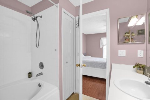 Villa ou maison à vendre à Kissimmee, Floride: 3 chambres, 133.5 m2 № 2231677 - photo 20