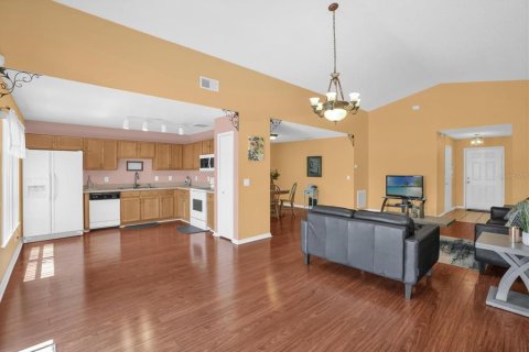 Villa ou maison à vendre à Kissimmee, Floride: 3 chambres, 133.5 m2 № 2231677 - photo 9