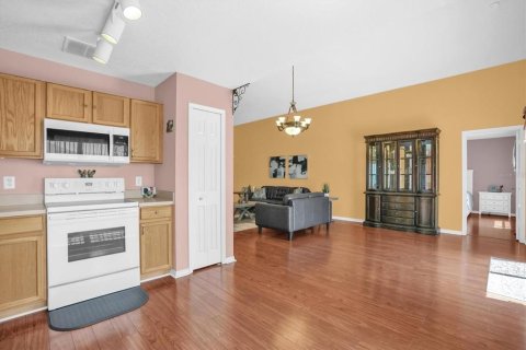 Villa ou maison à vendre à Kissimmee, Floride: 3 chambres, 133.5 m2 № 2231677 - photo 8