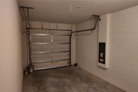 Townhouse in Davenport, Florida 3 bedrooms, 137.22 sq.m. № 1918416 - photo 25