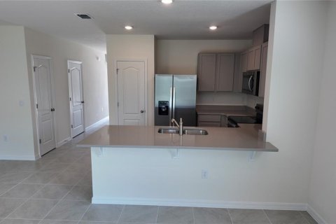 Townhouse in Davenport, Florida 3 bedrooms, 137.22 sq.m. № 1918416 - photo 20