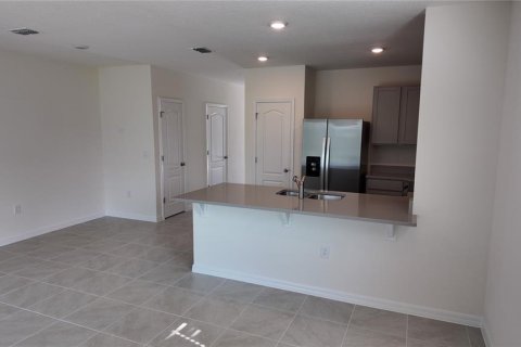 Townhouse in Davenport, Florida 3 bedrooms, 137.22 sq.m. № 1918416 - photo 21