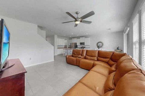 House in Parrish, Florida 5 bedrooms, 273.97 sq.m. № 2097938 - photo 24