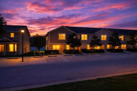 Touwnhouse à vendre à Wesley Chapel, Floride: 3 chambres, 153.29 m2 № 2229989 - photo 25