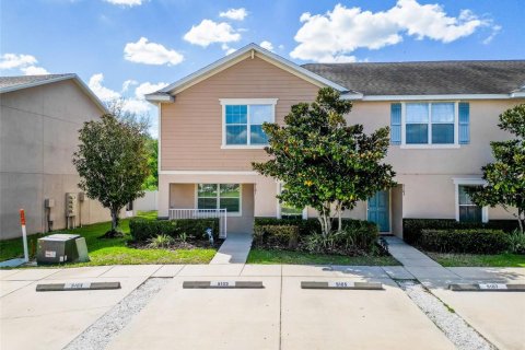 Touwnhouse à vendre à Wesley Chapel, Floride: 3 chambres, 153.29 m2 № 2229989 - photo 2