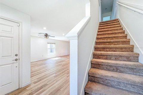 Touwnhouse à vendre à Wesley Chapel, Floride: 3 chambres, 153.29 m2 № 2229989 - photo 9