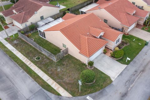 House in Margate, Florida 3 bedrooms, 145.02 sq.m. № 2040281 - photo 29