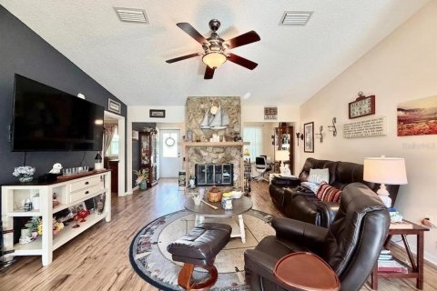 House in Ocala, Florida 3 bedrooms, 145.3 sq.m. № 2196598 - photo 5