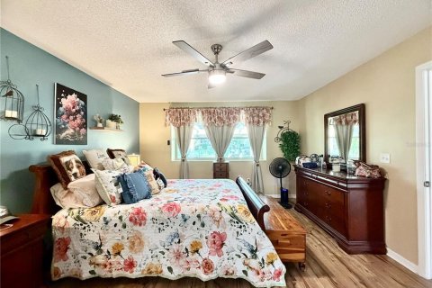 House in Ocala, Florida 3 bedrooms, 145.3 sq.m. № 2196598 - photo 19