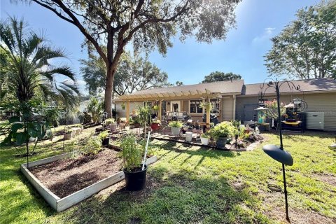 House in Ocala, Florida 3 bedrooms, 145.3 sq.m. № 2196598 - photo 21