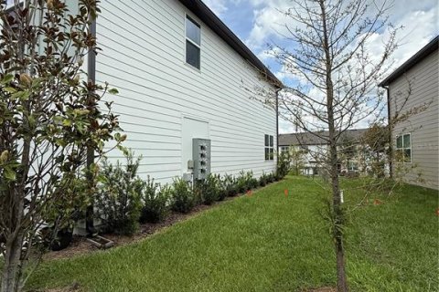 Adosado en venta en Zephyrhills, Florida, 3 dormitorios, 127.09 m2 № 1879778 - foto 4