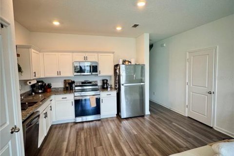 Adosado en venta en Zephyrhills, Florida, 3 dormitorios, 127.09 m2 № 1879778 - foto 8
