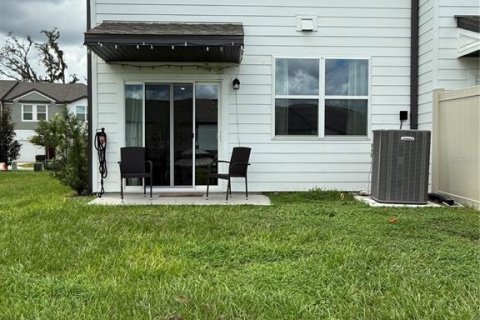 Adosado en venta en Zephyrhills, Florida, 3 dormitorios, 127.09 m2 № 1879778 - foto 5