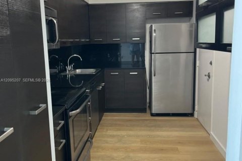 Copropriété à louer à Miami Beach, Floride: 1 chambre, 84.54 m2 № 2384709 - photo 5
