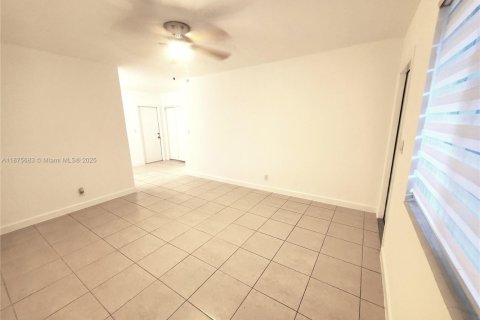 Appartement à louer à Dania Beach, Floride: 1 chambre, 58.16 m2 № 1921700 - photo 6