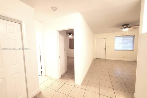 Appartement à louer à Dania Beach, Floride: 1 chambre, 58.16 m2 № 1921700 - photo 5