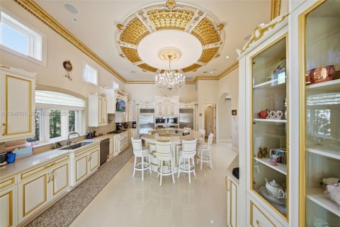 Casa en venta en Golden Beach, Florida, 7 dormitorios, 761.52 m2 № 2002443 - foto 23