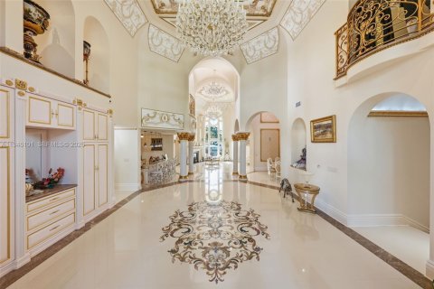 Casa en venta en Golden Beach, Florida, 7 dormitorios, 761.52 m2 № 2002443 - foto 8