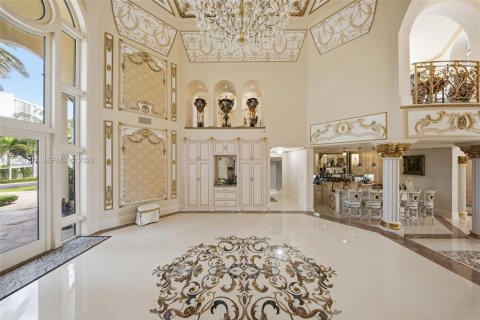 Casa en venta en Golden Beach, Florida, 7 dormitorios, 761.52 m2 № 2002443 - foto 10