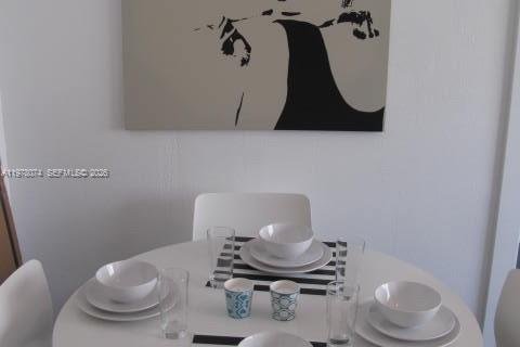 Condo in Miami Beach, Florida, 1 bedroom  № 2042010 - photo 11