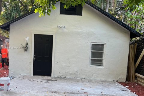 Casa en alquiler en Miami, Florida, 3 dormitorios, 135.64 m2 № 2009687 - foto 8