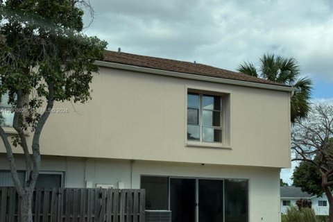 Touwnhouse à vendre à Plantation, Floride: 4 chambres, 193.24 m2 № 2170874 - photo 9