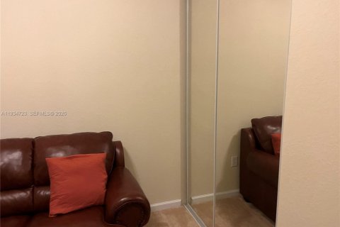 Condo in Pompano Beach, Florida, 3 bedrooms  № 2000261 - photo 21