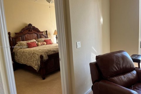 Condo in Pompano Beach, Florida, 3 bedrooms  № 2000261 - photo 27