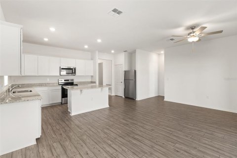 Casa en venta en Winter Haven, Florida, 3 dormitorios, 141.77 m2 № 1587698 - foto 5