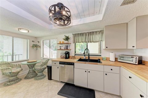 Condo in Bradenton, Florida, 2 bedrooms  № 1650289 - photo 8