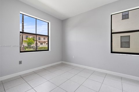 Touwnhouse à vendre à Homestead, Floride: 3 chambres, 123.37 m2 № 2087278 - photo 18