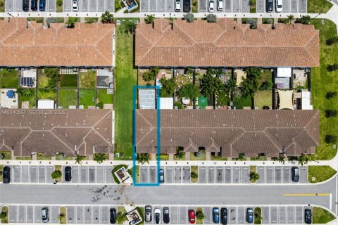 Touwnhouse à vendre à Homestead, Floride: 3 chambres, 123.37 m2 № 2087278 - photo 8