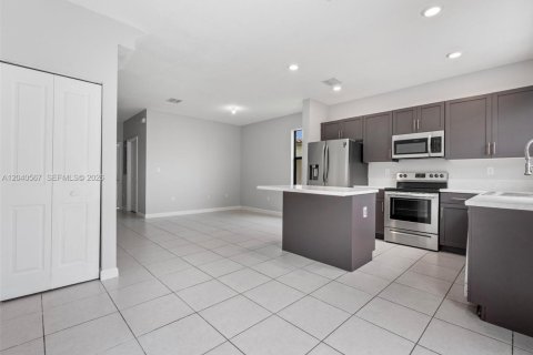 Touwnhouse à vendre à Homestead, Floride: 3 chambres, 123.37 m2 № 2087278 - photo 13