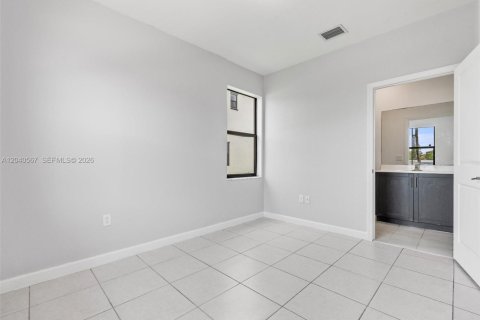Touwnhouse à vendre à Homestead, Floride: 3 chambres, 123.37 m2 № 2087278 - photo 19