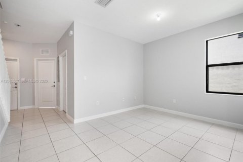 Touwnhouse à vendre à Homestead, Floride: 3 chambres, 123.37 m2 № 2087278 - photo 17