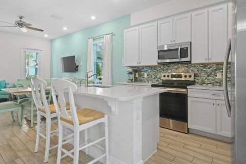 Casa en alquiler en Kissimmee, Florida, 4 dormitorios, 180.97 m2 № 1856200 - foto 14