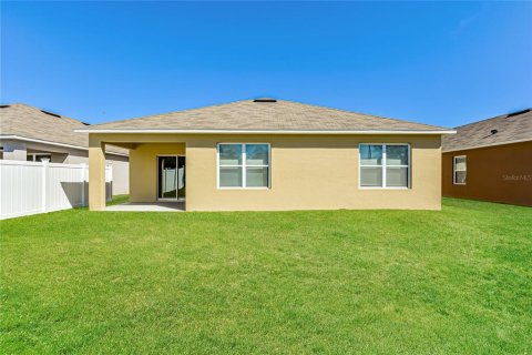 House in Davenport, Florida 4 bedrooms, 171.96 sq.m. № 1902847 - photo 15