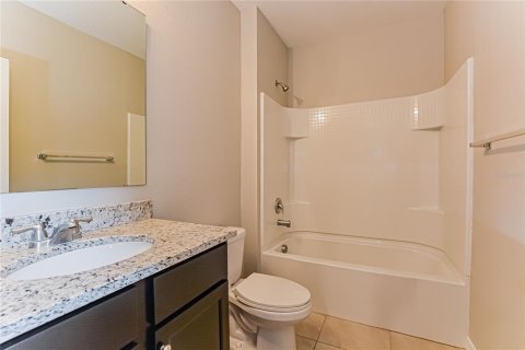House in Davenport, Florida 4 bedrooms, 171.96 sq.m. № 1902847 - photo 14