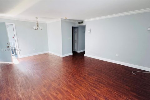 Condominio en venta en Miami, Florida, 2 dormitorios, 70.88 m2 № 2000463 - foto 2