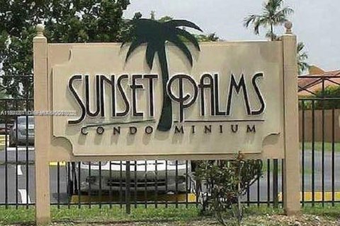 Condominio en venta en Miami, Florida, 2 dormitorios, 70.88 m2 № 2000463 - foto 17