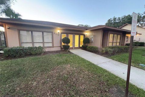 Villa ou maison à vendre à Winter Garden, Floride: 2 chambres № 2051466 - photo 16